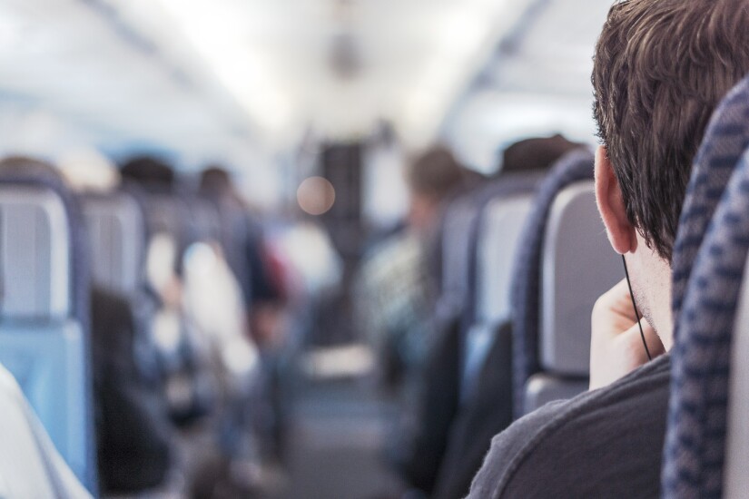 Как преодолеть страх полетов на самолете?